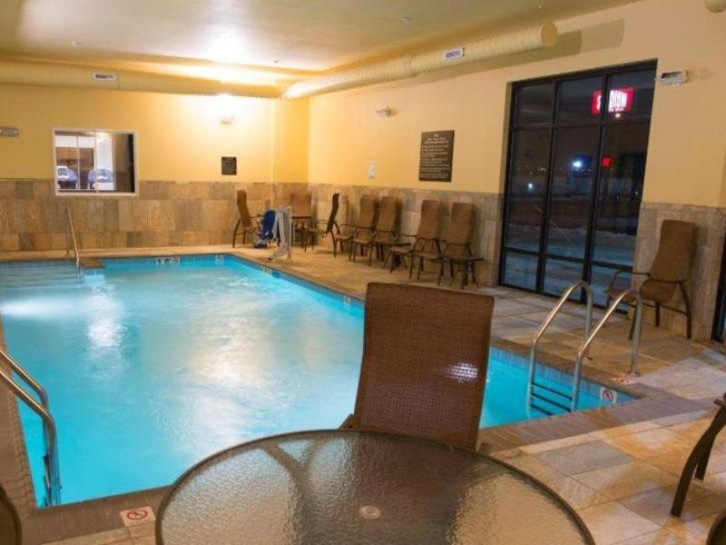 Hampton Inn & Suites Bismarck Northwest Екстер'єр фото