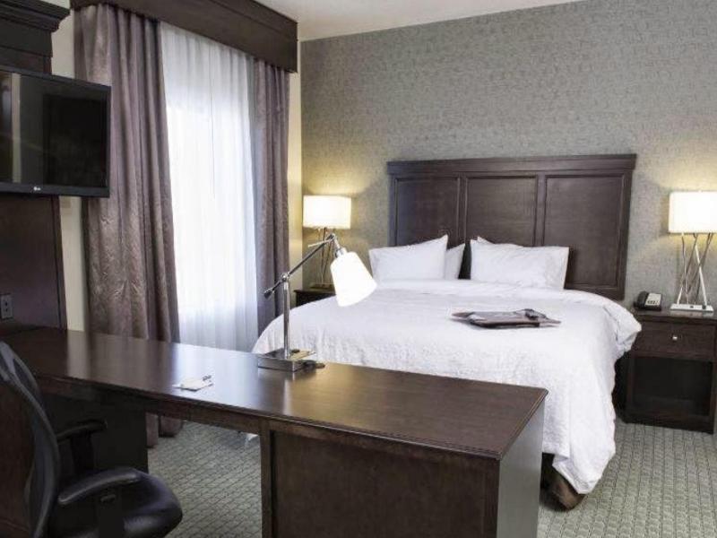 Hampton Inn & Suites Bismarck Northwest Екстер'єр фото